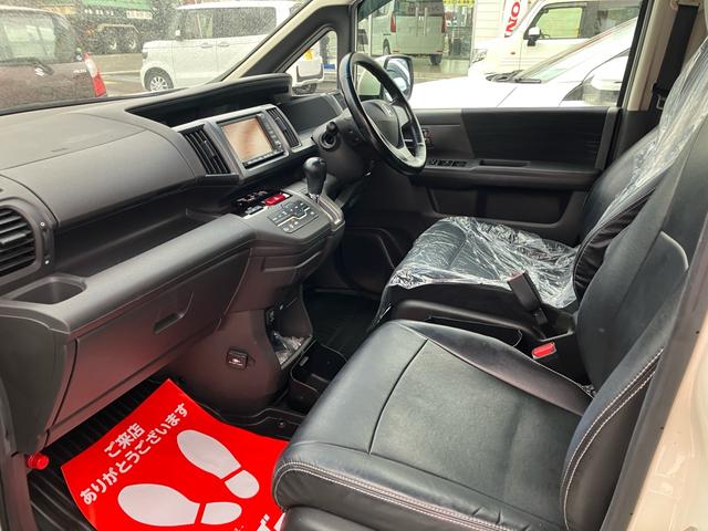 ステップワゴン L 4WD スマートキー ナビ ETC バックカメラ 後席モニタ 100V電源 ABS(37枚目)