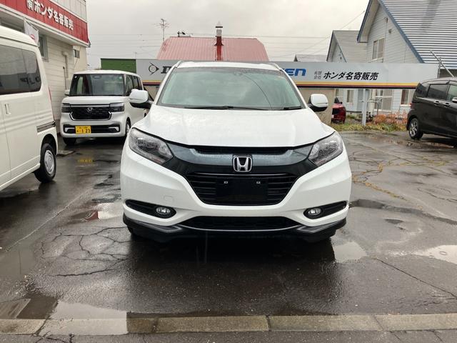 ヴェゼル ハイブリッドX 4WD スマートキー TV付ナビ バックカメラ アイドリングストップ ETC シートヒーター Bluetooth(3枚目)