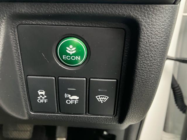 ヴェゼル ハイブリッドX 4WD スマートキー TV付ナビ バックカメラ アイドリングストップ ETC シートヒーター Bluetooth(11枚目)