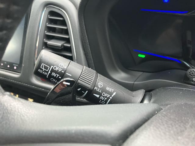 ヴェゼル ハイブリッドX 4WD スマートキー TV付ナビ バックカメラ アイドリングストップ ETC シートヒーター Bluetooth(12枚目)