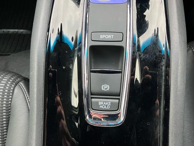 ヴェゼル ハイブリッドX 4WD スマートキー TV付ナビ バックカメラ アイドリングストップ ETC シートヒーター Bluetooth(22枚目)