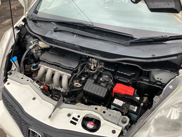 フィット L 4WD スマートキー TV付ナビ バックカメラ ETC(38枚目)