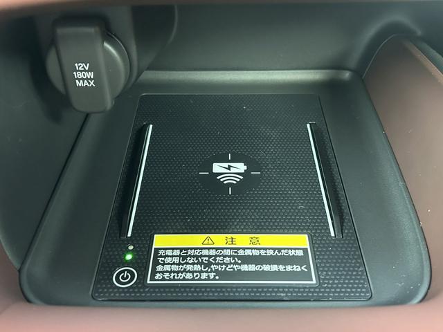 ｅ：ＨＥＶ　ＰＬａＹ　パノラマルーフ　全周囲カメラ　衝突軽減ブレーキ　ＥＴＣ　コーナーセンサー　電動リアゲート　ブラインドスポットモニタ　アダクティブクルーズコントロール　オートブレーキホールド　ヒルディセントコントロール(33枚目)