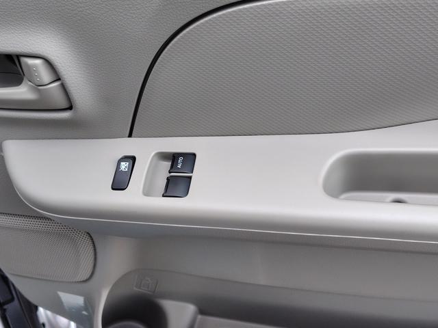 エブリイ ＰＡリミテッド　届出済未使用車　デュアルカメラブレーキサポート　リアパーキングセンサー　切替式４ＷＤ　レーンアシスト　アイドリングストップ　パワーウィンドウ　横滑り防止装置　マニュアルエアコン　オートライト（10枚目）