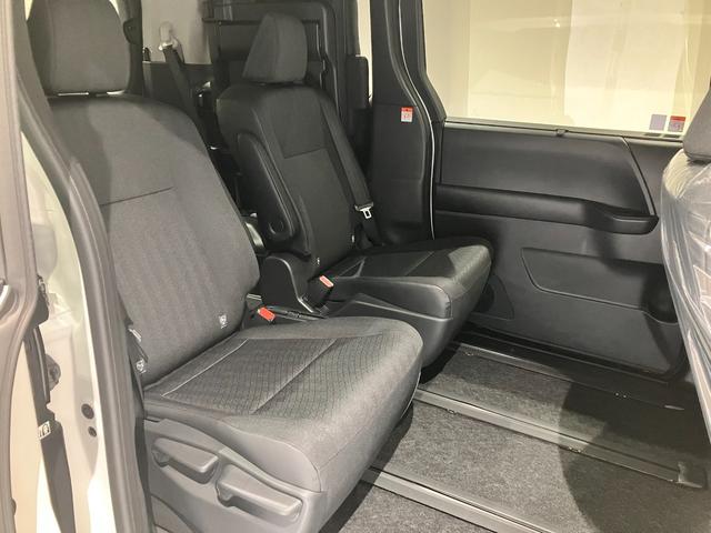 ランディ ハイブリッドＧ　４ＷＤ　両側電動スライドドア　寒冷地仕様　衝突軽減ブレーキ　クルーズコントロール　クリアランスソナー　デュアルエアコン　オートハイビーム　オートライト　Ｂｌｕｅｔｏｏｔｈ接続　ＬＥＤヘッドランプ（20枚目）