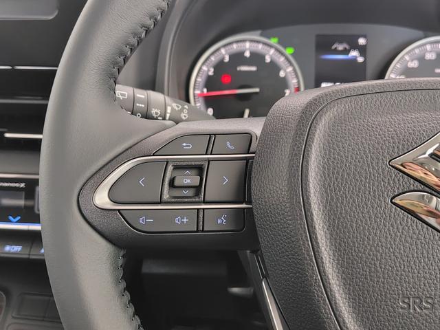 ランディ Ｇ　登録済み未使用車　４ＷＤ　両側電動スライドドア　衝突軽減ブレーキ　デュアルエアコン　クルーズコントロール　クリアランスソナー　シートヒーター　ＬＥＤヘッドランプ　オートハイビーム　オートライト（8枚目）