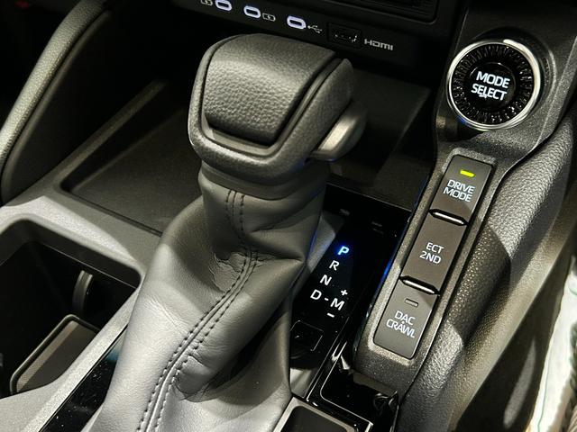 ランドクルーザー２５０ ＧＸ　登録済未使用車　純正８インチナビ・フルセグＴＶ　パノラミックビューモニター　純正フロアマット　ＬＥＤヘッドライト　フォグランプ　オートハイビーム　レーダークルーズコントロール　ＥＴＣ２．０（23枚目）