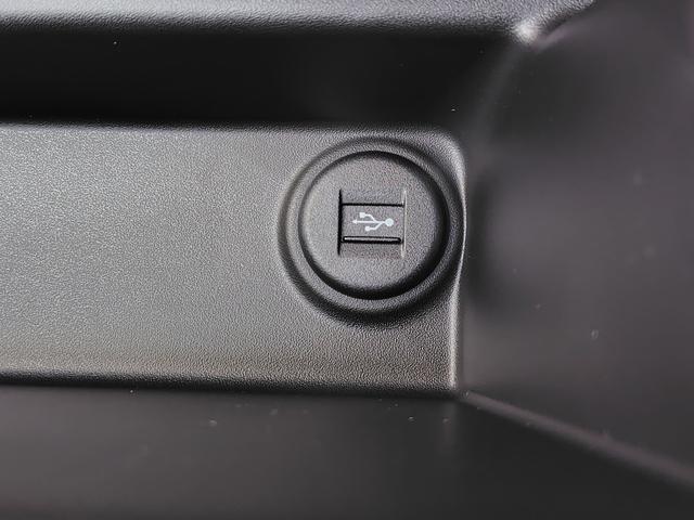 クロスビー ハイブリッドＭＺ　登録済未使用車　全方位モニター付きメモリーナビ　両席シートヒーター　オートライト　ＬＥＤヘッドランプ　横滑り防止装置　アイドリングストップ　衝突軽減システム　スズキコネクト対応　純正１６インチＡＷ（18枚目）