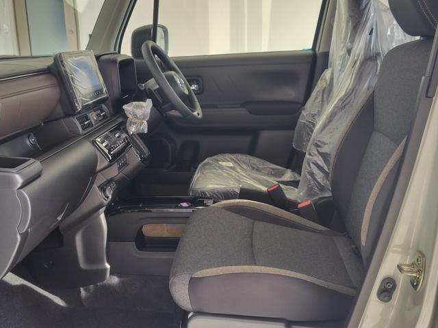 クロスビー ハイブリッドＭＺ　登録済未使用車　全方位モニター付きメモリーナビ　両席シートヒーター　オートライト　ＬＥＤヘッドランプ　横滑り防止装置　アイドリングストップ　衝突軽減システム　スズキコネクト対応　純正１６インチＡＷ（25枚目）
