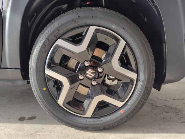 クロスビー ハイブリッドＭＺ　登録済未使用車　全方位モニター付きメモリーナビ　両席シートヒーター　オートライト　ＬＥＤヘッドランプ　横滑り防止装置　アイドリングストップ　衝突軽減システム　スズキコネクト対応　純正１６インチＡＷ（38枚目）