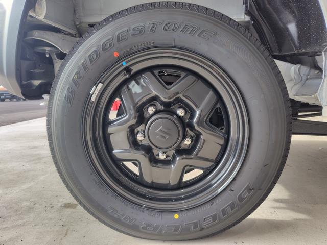 ジムニー ＸＧ　４ＷＤ　届出済み未使用車　衝突軽減システム　ダウンヒルアシスト　アイドリングストップ　エアコン　キーレスエントリー　オートライト　盗難防止システム　エアバック　ＡＢＳ（21枚目）