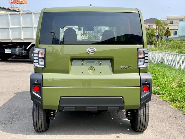 タフト Ｘターボ　エアコン　パワーウィンドウ　パワーステアリング　運転席エアバッグ　助手席エアバッグ　ＡＢＳ　４ＷＤ　盗難防止システム　アイドリングストップ　衝突被害軽減システム　衝突安全ボディ　オートライト　ターボ（8枚目）