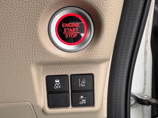 N-BOX Gホンダセンシング LEDヘッドライト 衝突被害軽減ブレーキ ナビ バックモニター スマートキー&プッシュスタート アイドリングストップ VSA LEDヘッドライト アダプティブクルーズコントロール サポカー(25枚目)