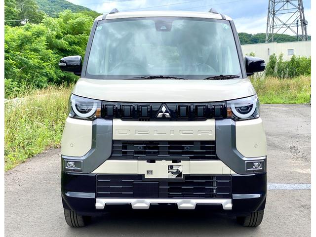 デリカミニ Ｇ　プレミアム　届出済み未使用車　Ｅ－Ａｓｓｉｓｔ　両側電動スライドドア　ＡＣＣ　デジタルインナーミラー　全方位カメラ　オーディオレス　ステアリングヒーター　シートヒーター　ＬＥＤヘッドライト　ルーフレール　４ＷＤ（2枚目）