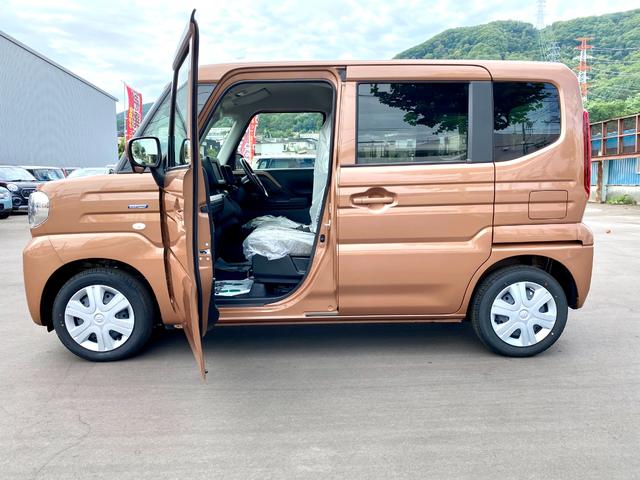 スペーシア ハイブリッドＧ　届出済み未使用車　両側スライドドア　デュアルセンサーブレーキサポートＩＩ　ＬＥＤヘッドライト　オートライト　オートハイビーム　クリアランスソナー　アイドリングストップ　フルタイム４ＷＤ（5枚目）