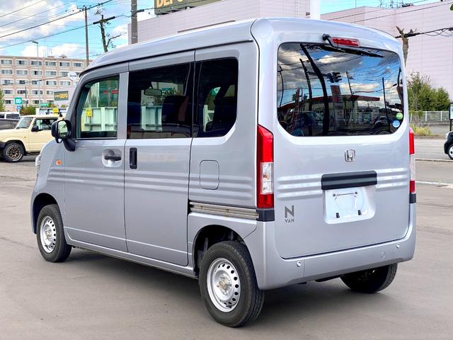Ｎ－ＶＡＮ Ｇ・ホンダセンシング　衝突被害軽減ブレーキ　キーレスエントリー　オートクルーズコントロール　両側スライドドア　ピラーレス　ハロゲンヘッドライト　スピーカー付きラジオ　オートエアコン　横滑り防止　オートエアコン（7枚目）