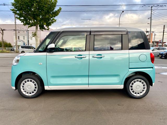 ムーヴキャンバス ストライプスX 届出済み未使用車 スマートアシスト 両側電動スライドドア イージークローザー スマートキー プッシュスタート ハロゲンヘッドライト 電動格納ミラー オーディオレス クリアランスソナー フルタイム4WD(4枚目)