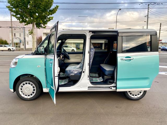 ムーヴキャンバス ストライプスX 届出済み未使用車 スマートアシスト 両側電動スライドドア イージークローザー スマートキー プッシュスタート ハロゲンヘッドライト 電動格納ミラー オーディオレス クリアランスソナー フルタイム4WD(6枚目)