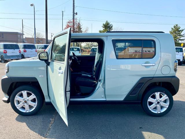 タフト G 届出済み未使用車 スマートアシスト オーディオレス ガラスルーフ LEDヘッドライト LEDフォグランプ オートライト 電動パーキングブレーキ ブレーキホールド アイドリングストップ 4WD(5枚目)