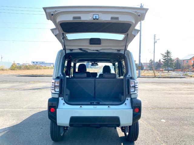 タフト G 届出済み未使用車 スマートアシスト オーディオレス ガラスルーフ LEDヘッドライト LEDフォグランプ オートライト 電動パーキングブレーキ ブレーキホールド アイドリングストップ 4WD(9枚目)