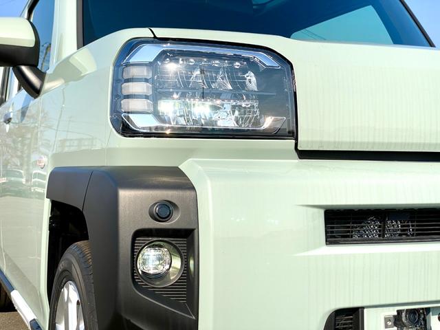 タフト G 届出済み未使用車 スマートアシスト オーディオレス ガラスルーフ LEDヘッドライト LEDフォグランプ オートライト 電動パーキングブレーキ ブレーキホールド アイドリングストップ 4WD(44枚目)