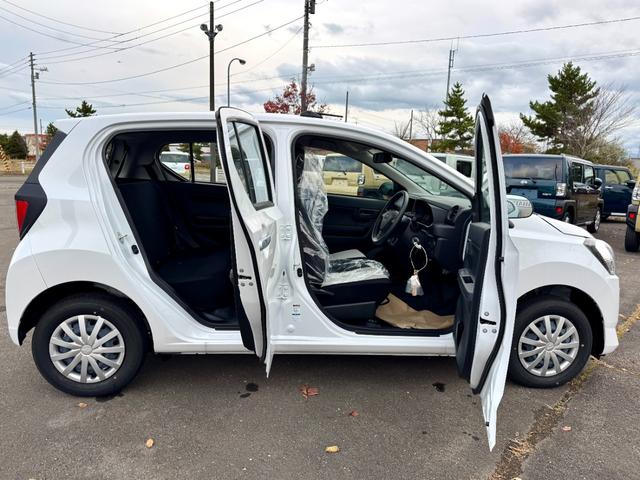 ミライース Ｌ　ＳＡＩＩＩ　届出済み未使用車　スマートアシスト　キーレスエントリー　クリアランスソナー　オーディオレス　アイドリングストップ　横滑り防止　ハロゲンヘッドライト　オートライト　オートハイビーム　フルタイム４ＷＤ（13枚目）