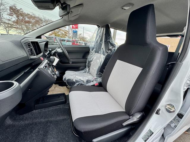 ミライース Ｌ　ＳＡＩＩＩ　届出済み未使用車　スマートアシスト　キーレスエントリー　クリアランスソナー　オーディオレス　アイドリングストップ　横滑り防止　ハロゲンヘッドライト　オートライト　オートハイビーム　フルタイム４ＷＤ（16枚目）