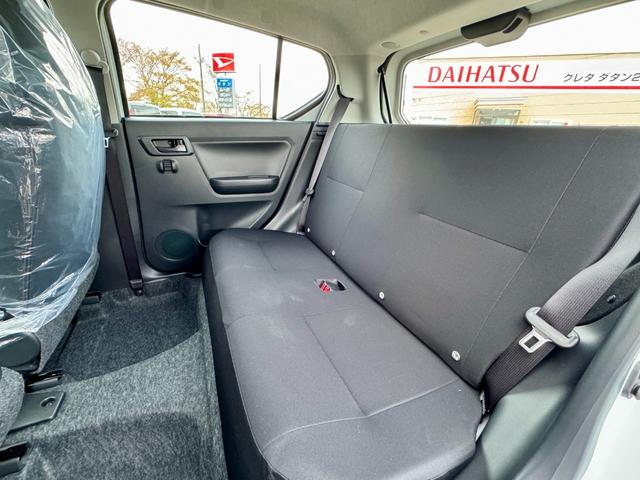 ミライース Ｌ　ＳＡＩＩＩ　届出済み未使用車　スマートアシスト　キーレスエントリー　クリアランスソナー　オーディオレス　アイドリングストップ　横滑り防止　ハロゲンヘッドライト　オートライト　オートハイビーム　フルタイム４ＷＤ（18枚目）