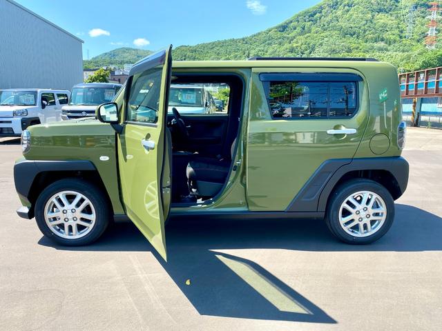 タフト G スマートアシスト レンタカーアップ ガラスルーフ 社外ナビゲーション バックカメラ ETC ドライブレコーダー LEDヘッドライト LEDフォグランプ 電動パーキングブレーキ ブレーキホールド 4WD(5枚目)