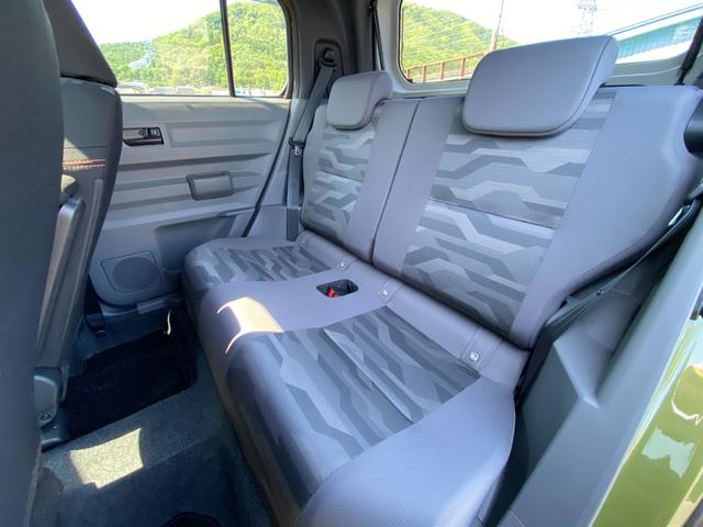 タフト G スマートアシスト レンタカーアップ ガラスルーフ 社外ナビゲーション バックカメラ ETC ドライブレコーダー LEDヘッドライト LEDフォグランプ 電動パーキングブレーキ ブレーキホールド 4WD(16枚目)