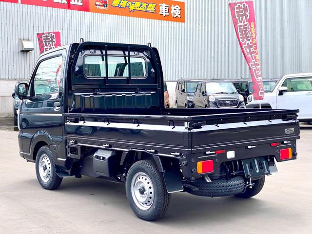 キャリイトラック KCエアコン・パワステ 届出済み未使用車 キーレスエントリー パートタイム4WD ハロゲンヘッドライト オートライト 純正スピーカー付きラジオ スチールホイール クリアランスソナー(6枚目)