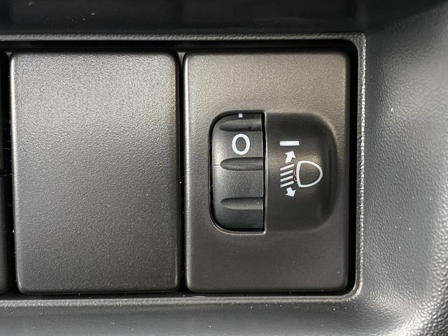 キャリイトラック KCエアコン・パワステ 届出済み未使用車 キーレスエントリー パートタイム4WD ハロゲンヘッドライト オートライト 純正スピーカー付きラジオ スチールホイール クリアランスソナー(32枚目)