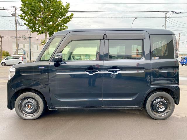 スペーシア ハイブリッドＸ　デュアルカメラブレーキサポート　両側電動スライドドア　イージークローザー　スマートキー　プッシュスタート　マイルドハイブリッド　オーディオレス　シートヒーター　アイドリングストップ　４ＷＤ（4枚目）