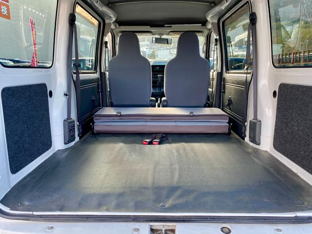 ハイゼットカーゴ ＤＸ　キーレスエントリー　両側スライドドア　ハロゲンヘッドライト　パートタイム４ＷＤ　純正スピーカー付きラジオ　パワーステアリング　パワーウインドウ　マニュアルエアコン（20枚目）