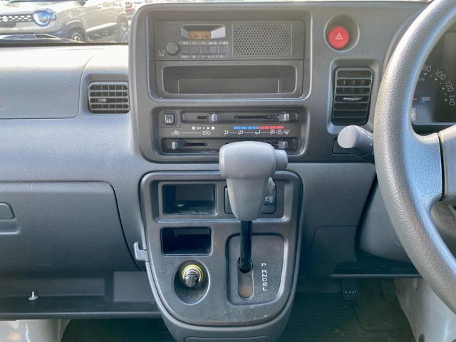 ハイゼットカーゴ ＤＸ　キーレスエントリー　両側スライドドア　ハロゲンヘッドライト　パートタイム４ＷＤ　純正スピーカー付きラジオ　パワーステアリング　パワーウインドウ　マニュアルエアコン（29枚目）