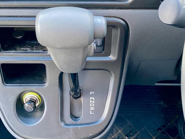 ハイゼットカーゴ ＤＸ　キーレスエントリー　両側スライドドア　ハロゲンヘッドライト　パートタイム４ＷＤ　純正スピーカー付きラジオ　パワーステアリング　パワーウインドウ　マニュアルエアコン（35枚目）