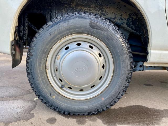 ハイゼットカーゴ ＤＸ　キーレスエントリー　両側スライドドア　ハロゲンヘッドライト　パートタイム４ＷＤ　純正スピーカー付きラジオ　パワーステアリング　パワーウインドウ　マニュアルエアコン（38枚目）