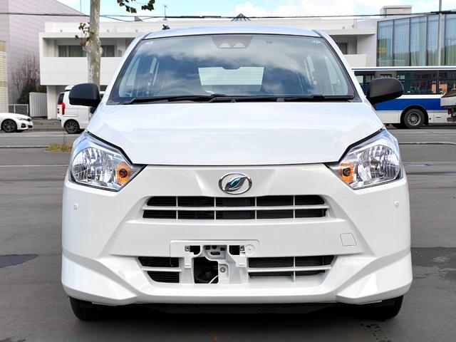 ミライース L SAIII スマートアシスト キーレスエントリー ハロゲンヘッドライト オートライト オートハイビーム 横滑り防止 クリアランスソナー アイドリングストップ 純正オーディオ CD ラジオ フルタイム4WD(2枚目)