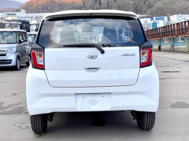 ミライース L SAIII スマートアシスト キーレスエントリー ハロゲンヘッドライト オートライト オートハイビーム 横滑り防止 クリアランスソナー アイドリングストップ 純正オーディオ CD ラジオ フルタイム4WD(8枚目)