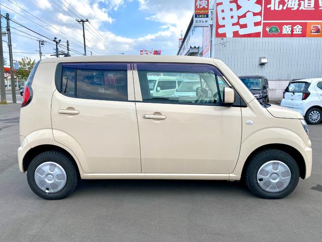 ＭＲワゴン Ｇ　キーレスエントリー　電動格納ミラー　シートヒーター　社外ナビゲーション　マニュアルエアコン　ハロゲンヘッドライト　フロントフォグランプ　フルタイム４ＷＤ（11枚目）