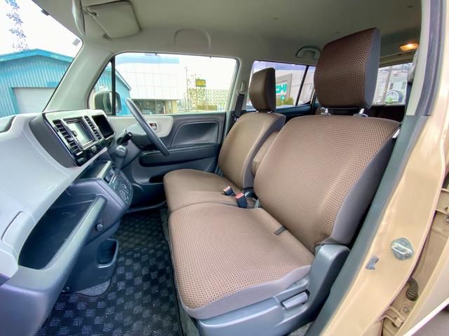 ＭＲワゴン Ｇ　キーレスエントリー　電動格納ミラー　シートヒーター　社外ナビゲーション　マニュアルエアコン　ハロゲンヘッドライト　フロントフォグランプ　フルタイム４ＷＤ（16枚目）