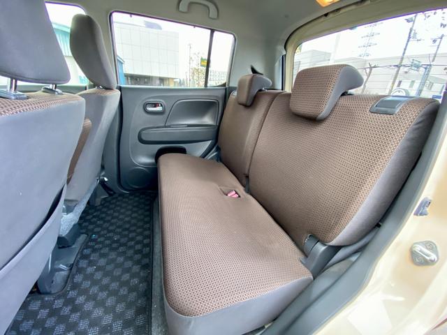 ＭＲワゴン Ｇ　キーレスエントリー　電動格納ミラー　シートヒーター　社外ナビゲーション　マニュアルエアコン　ハロゲンヘッドライト　フロントフォグランプ　フルタイム４ＷＤ（18枚目）