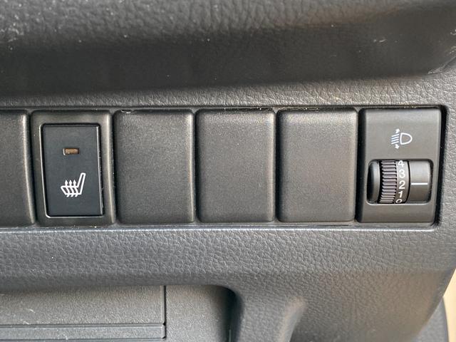 ＭＲワゴン Ｇ　キーレスエントリー　電動格納ミラー　シートヒーター　社外ナビゲーション　マニュアルエアコン　ハロゲンヘッドライト　フロントフォグランプ　フルタイム４ＷＤ（26枚目）