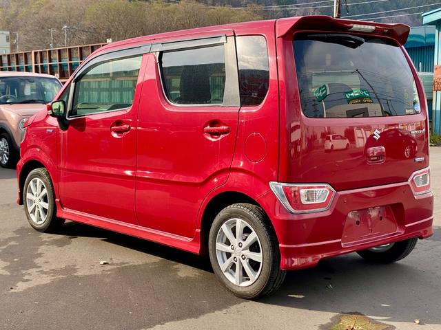 ワゴンＲ ハイブリッドＦＺ　デュアルセンサーブレーキサポート　スマートキー　マイルドハイブリッド　プッシュスタート　ＬＥＤヘッドライト　電動格納ミラー　シートヒーター　社外ナビゲーション　フルタイム４ＷＤ（7枚目）