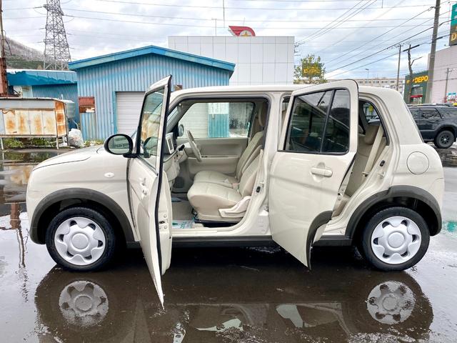 アルトラパン L 衝突被害軽減ブレーキ スマートキー プッシュスタート 電動格納ミラー シートヒーター オートライト オートハイビーム アイドリングストップ オートエアコン オーディオレス クリアランスソナー 4WD(6枚目)