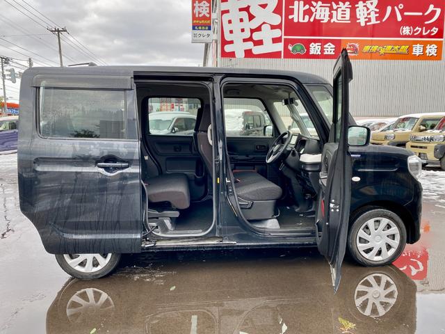 スペーシア ハイブリッドＧ　スマートキー　マイルドハイブリッド　プッシュスタート　アイドリングストップ　電動格納ミラー　シートヒーター　両側スライドドア　ハロゲンヘッドライト　フルタイム４ＷＤ（13枚目）