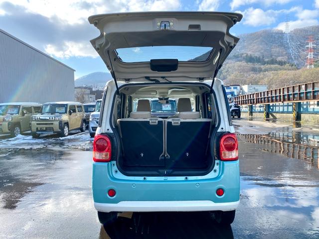 ムーヴキャンバス Ｘ　ＳＡＩＩＩ　スマートアシスト　スマートキー　プッシュスタート　両側電動スライドドア　電動格納ミラー　社外ナビゲーション　バックカメラ　アイドリングストップ　横滑り防止　フルタイム４ＷＤ（9枚目）