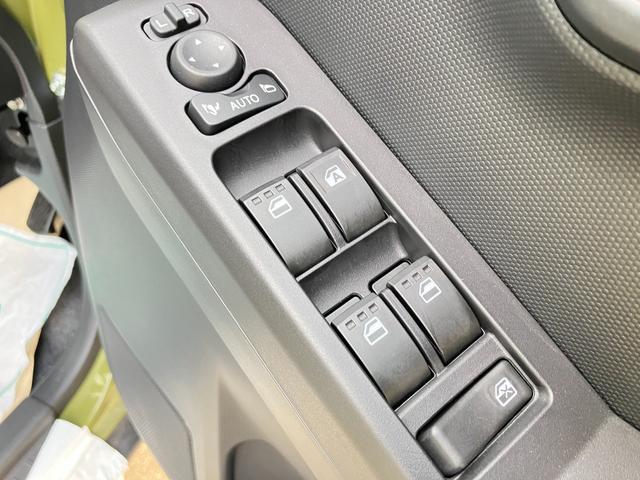 タフト Ｇ　届出済み未使用車　スマートアシスト　ＬＥＤヘッドライト　ＬＥＤフォグランプ　オートライト　アダプティブドライビングビーム　純正アルミホイール　アイドリングストップ　シートヒーター　電動格納ミラー（25枚目）