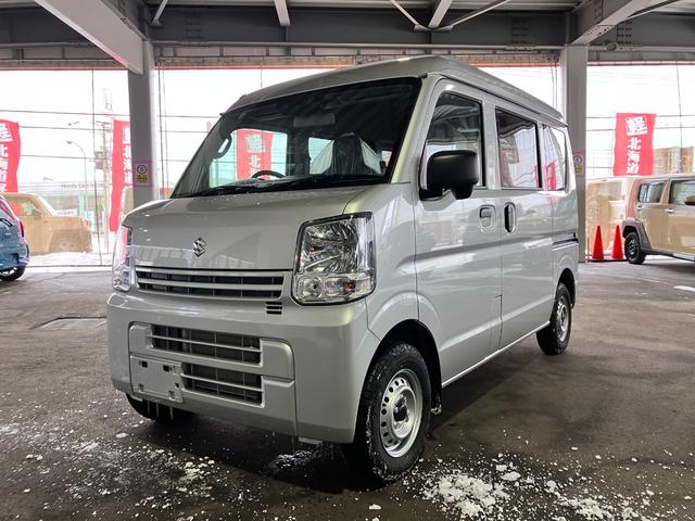 エブリイ ＰＡリミテッド　届出済み未使用車　デュアルカメラブレーキサポート　キーレスエントリー　パワーウインドウ　マニュアルエアコン　ＵＳＢポート　パートタイム４ＷＤ　アイドリングストップ　クリアランスソナー（4枚目）