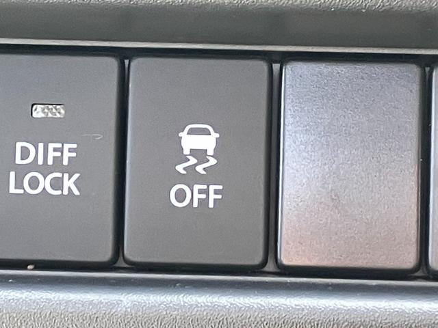 キャリイトラック ＫＣパワステ農繁仕様　パワーステアリング　ハロゲンヘッドライト　５速マニュアル　横滑り防止　デフロック　エアバッグ　パートタイム４ＷＤ　純正スピーカー付きラジオ（28枚目）